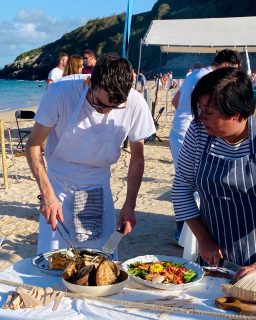 🍤 May is for food lovers in Cornwall.

Porthleven Food Festival earlier this month, St Ives Food Festival coming up - and Wildflower Wood right in the middle of it all.

Perfect for a spring escape with great food, great company and the woods waking up for the season.

🌿 Magical spring stays available now.

#cornwallfood #sivesfoodfestival
#wildflowerwood #glampinguk
#firepit