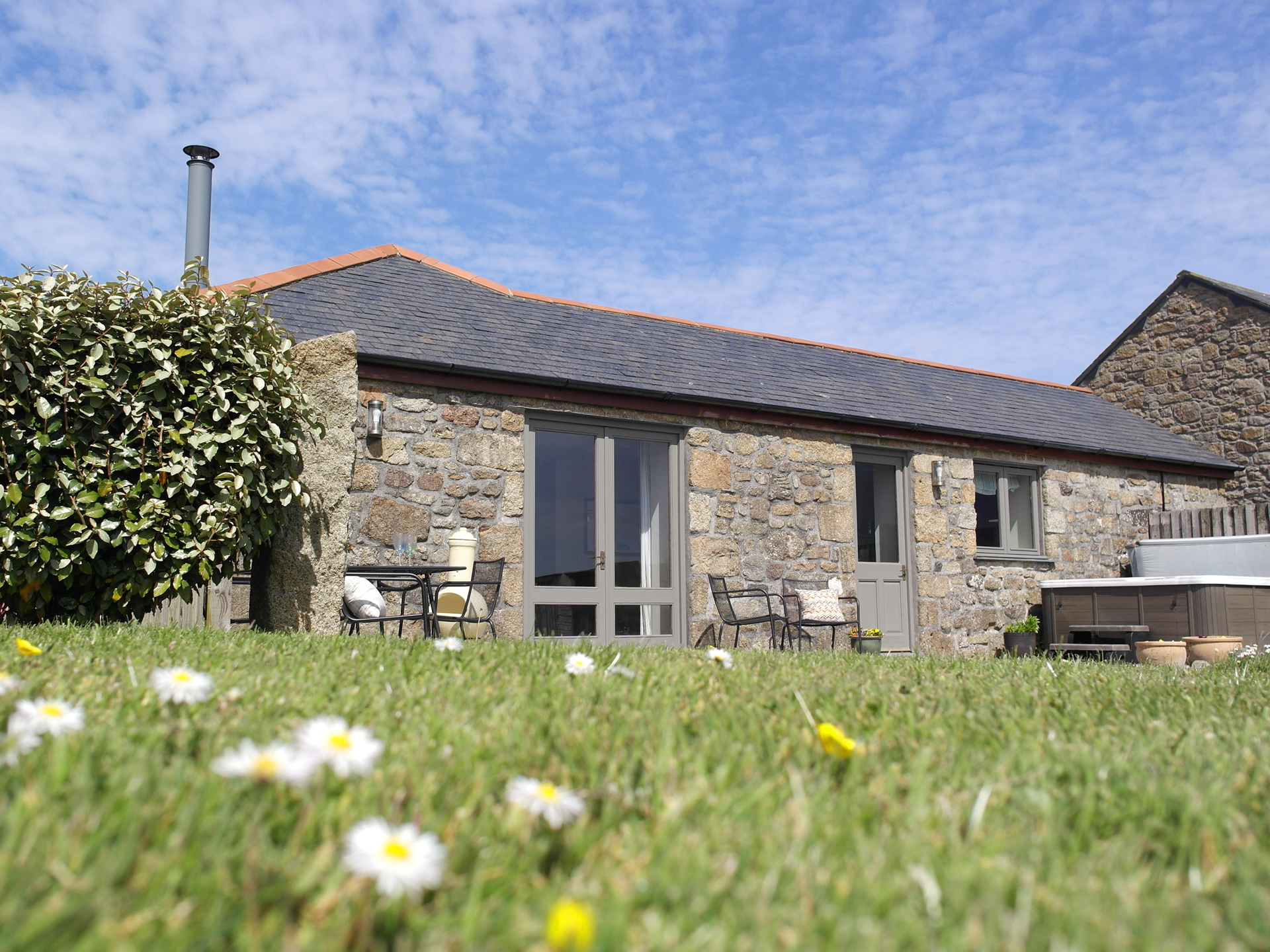 holiday cottage St Ives hot tub